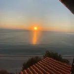 Hotel de apartamente Karaoulanis 2*