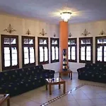 Karaoulanis Hotel de apartamente