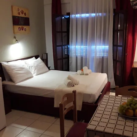 Karaoulanis Apartmanhotel