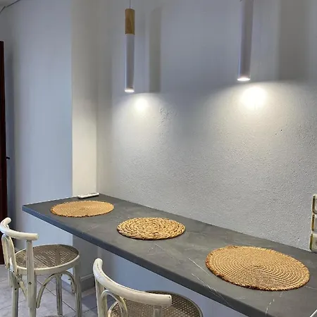Karaoulanis Apartmanhotel 2*