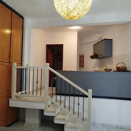 Ξενοδοχείο με διαμερίσματα Karaoulanis Άγιος Ιωάννης