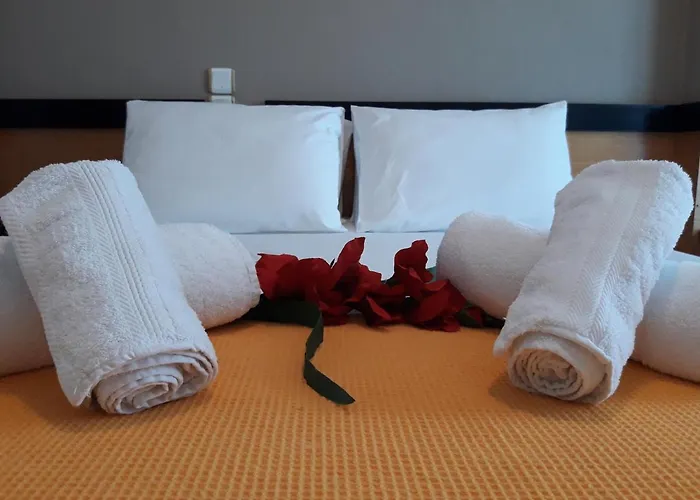 Aparthotel Karaoulanis 2*