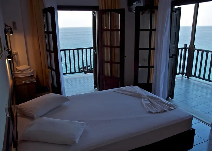 Aparthotel Karaoulanis