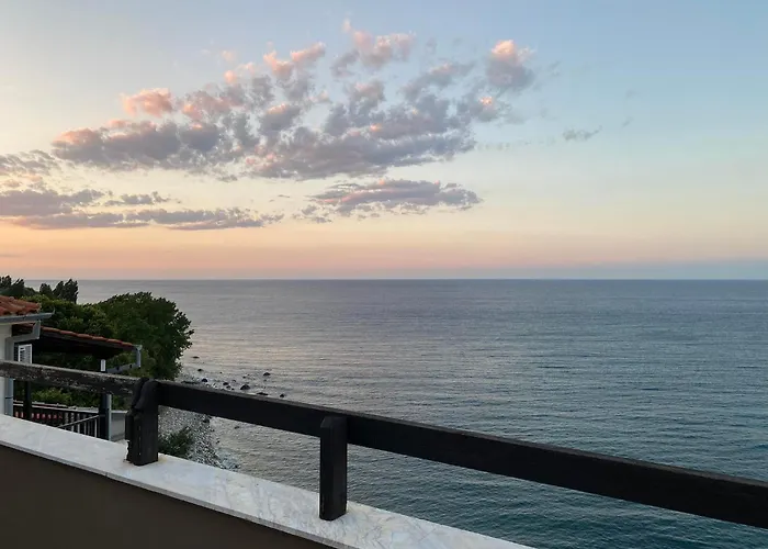 Aparthotel Karaoulanis