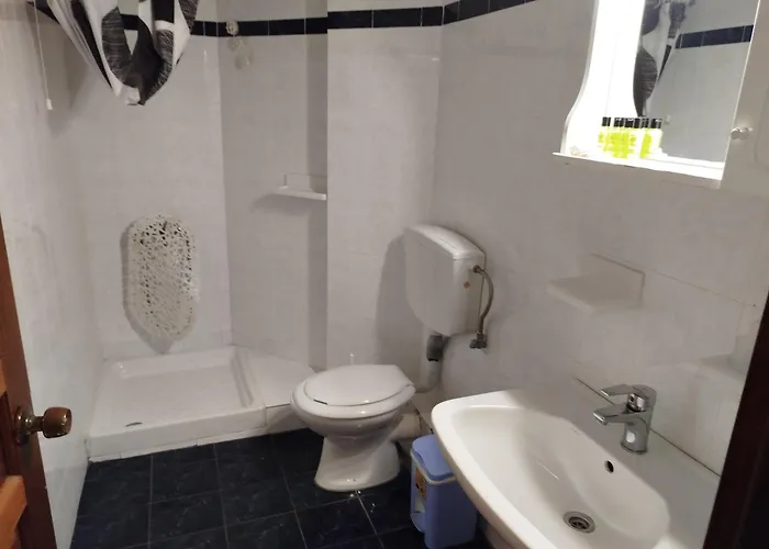 Aparthotel Karaoulanis 2*