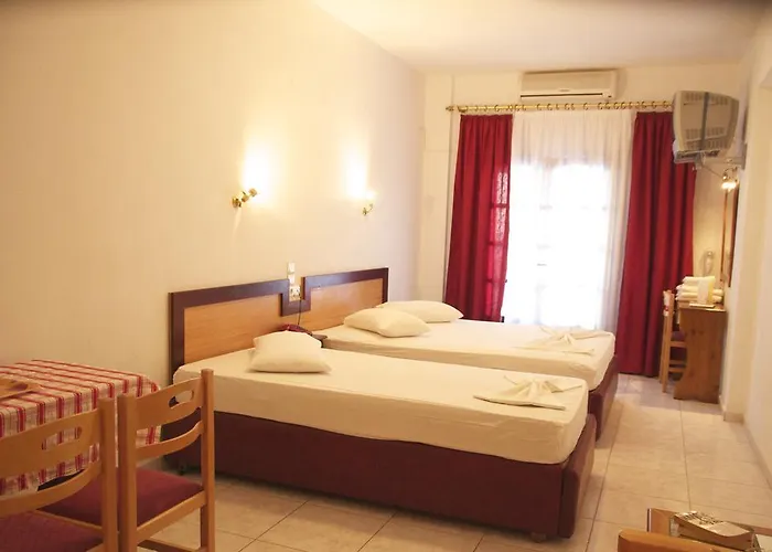 Aparthotel Karaoulanis