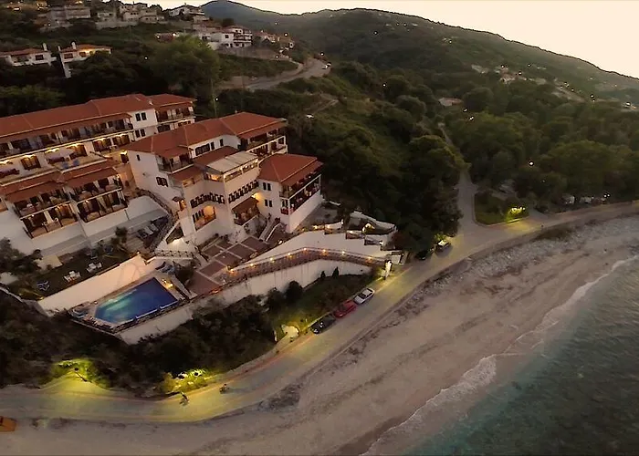 Aparthotel Karaoulanis 2*