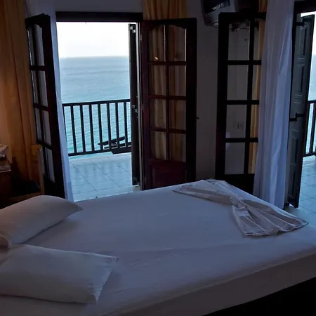 Aparthotel Karaoulanis