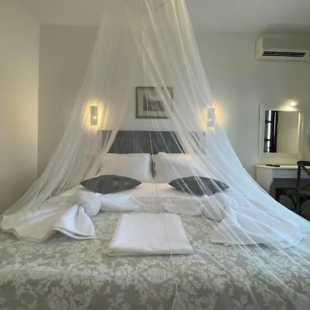 מלון דירות Karaoulanis