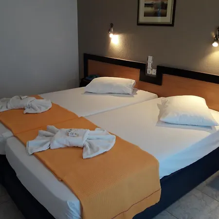 Aparthotel Karaoulanis