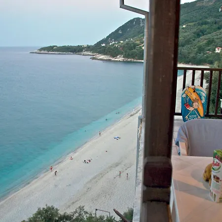 Aparthotel Karaoulanis