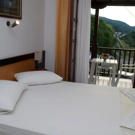 Aparthotel Karaoulanis Agios Ioannis (Thessaly)