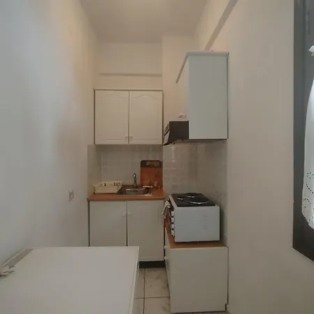 Karaoulanis 2*