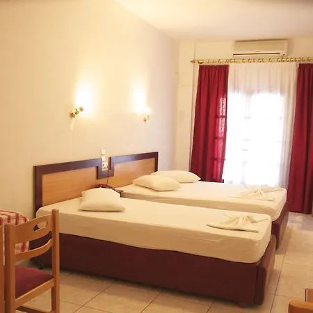 Aparthotel Karaoulanis